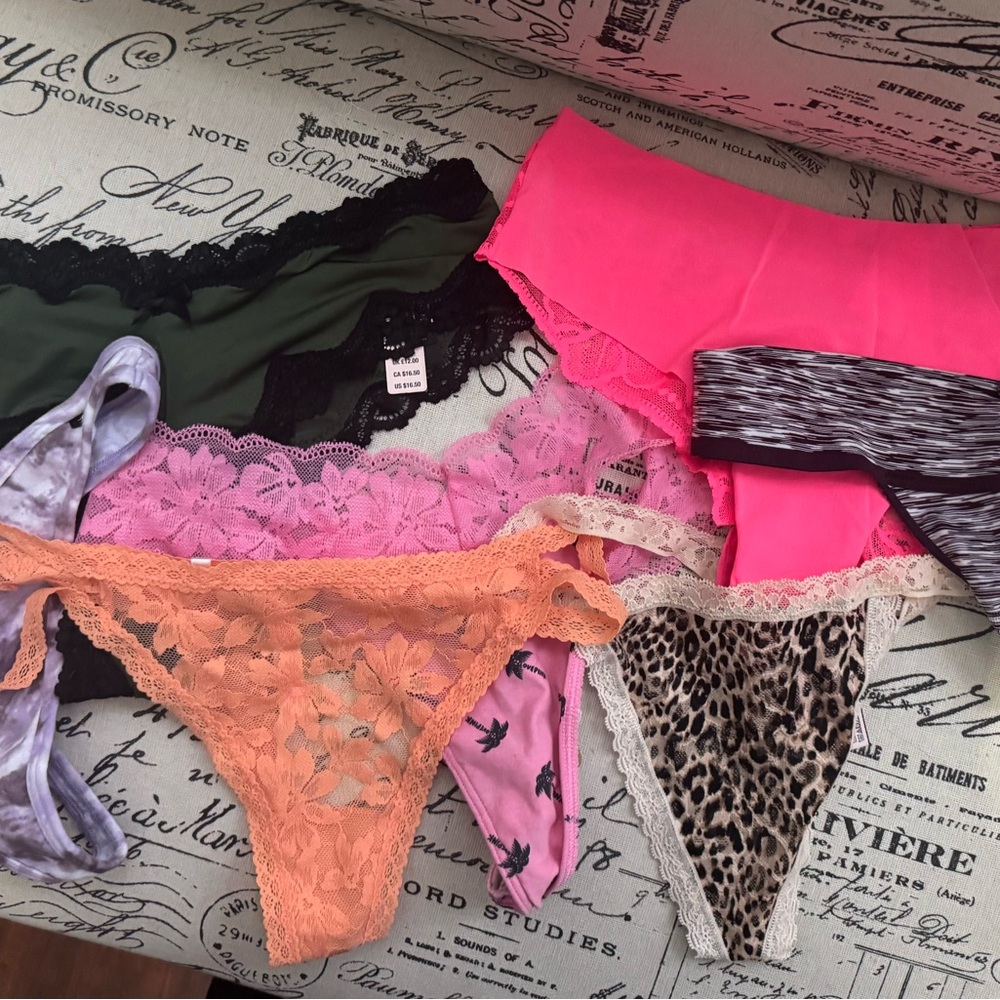 Victoria’s Secret Assorted Panties Set